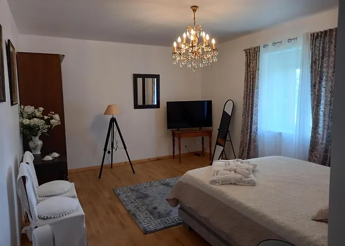 Logis Du Chateau De Brecy בית נופש