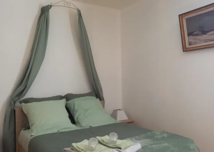 Logis Du Chateau De Brecy